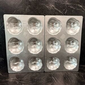 AMSCAN INC Santa Claus Mold Pan (Set of 2)